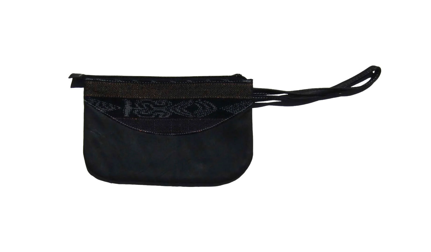 Pochette in pelle riciclata con tessuti Maya colorati