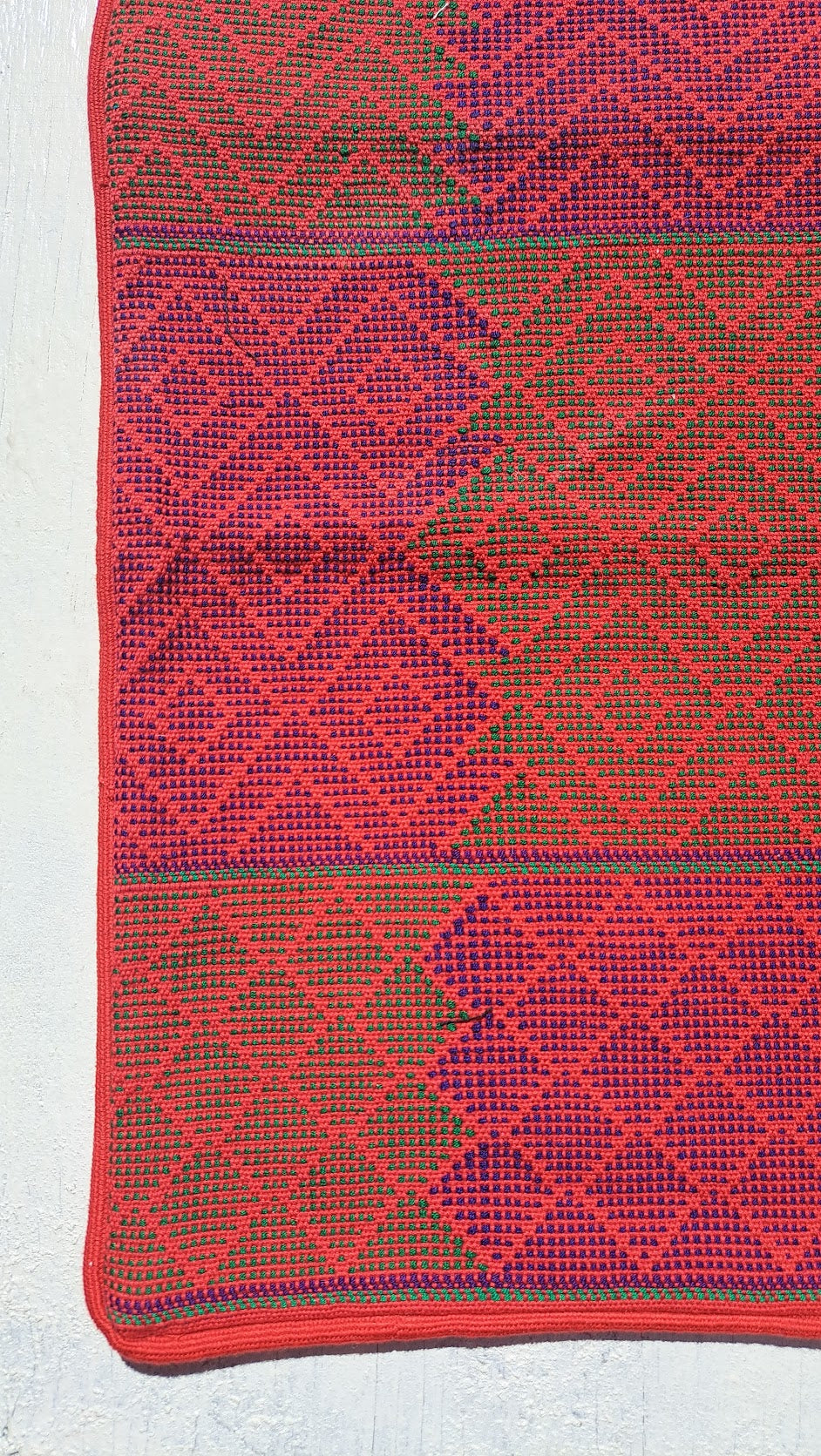 Red Diamonds Cushion Cover – Handwoven Elegance