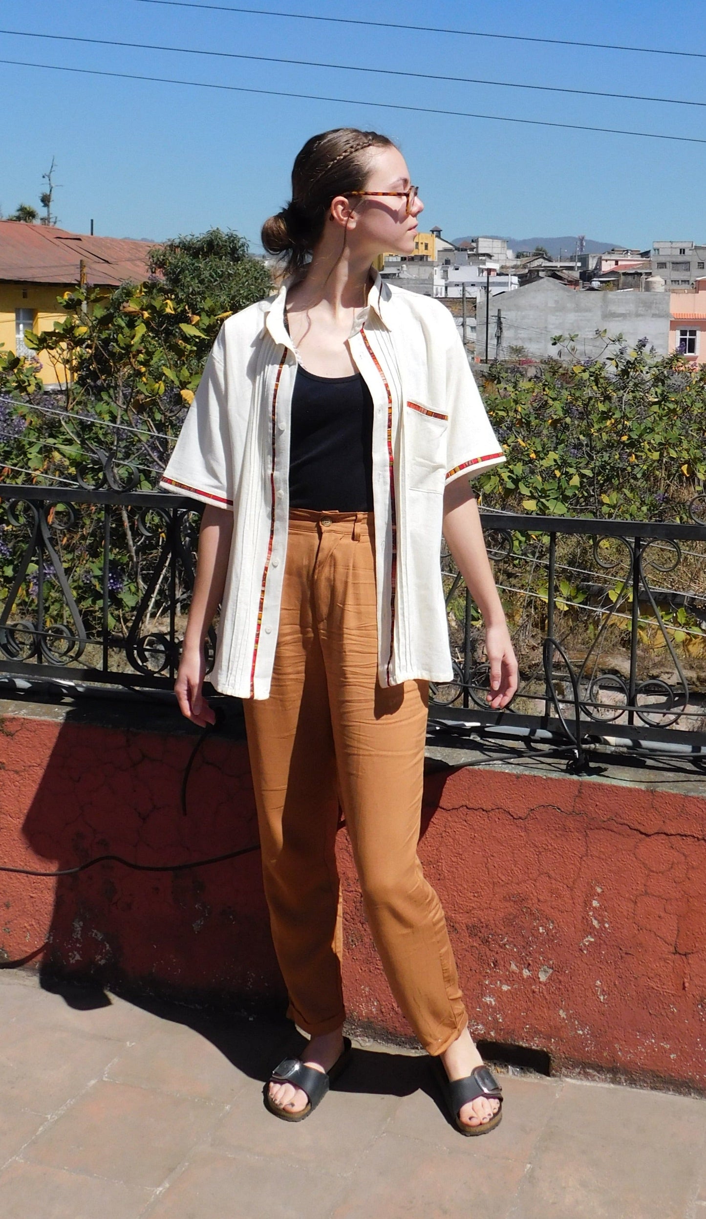 Camicia guatemalteca tessuta a mano: comoda e senza tempo