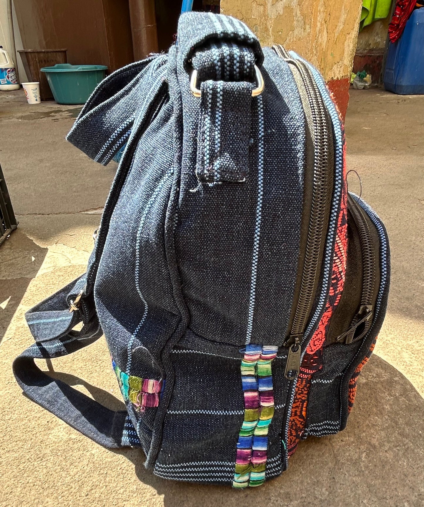 Zaino Culebreado intrecciato a mano: compagno di viaggio sostenibile ed elegante