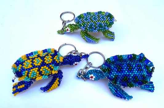 Set di portachiavi con perline fatti a mano – Collezione Tartaruga del Lago Atitlán