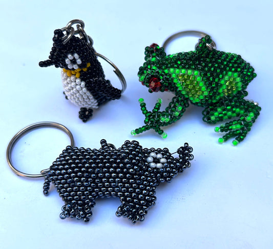 Set di portachiavi con perline fatti a mano – Disegni di animali artigianali dal lago Atitlán