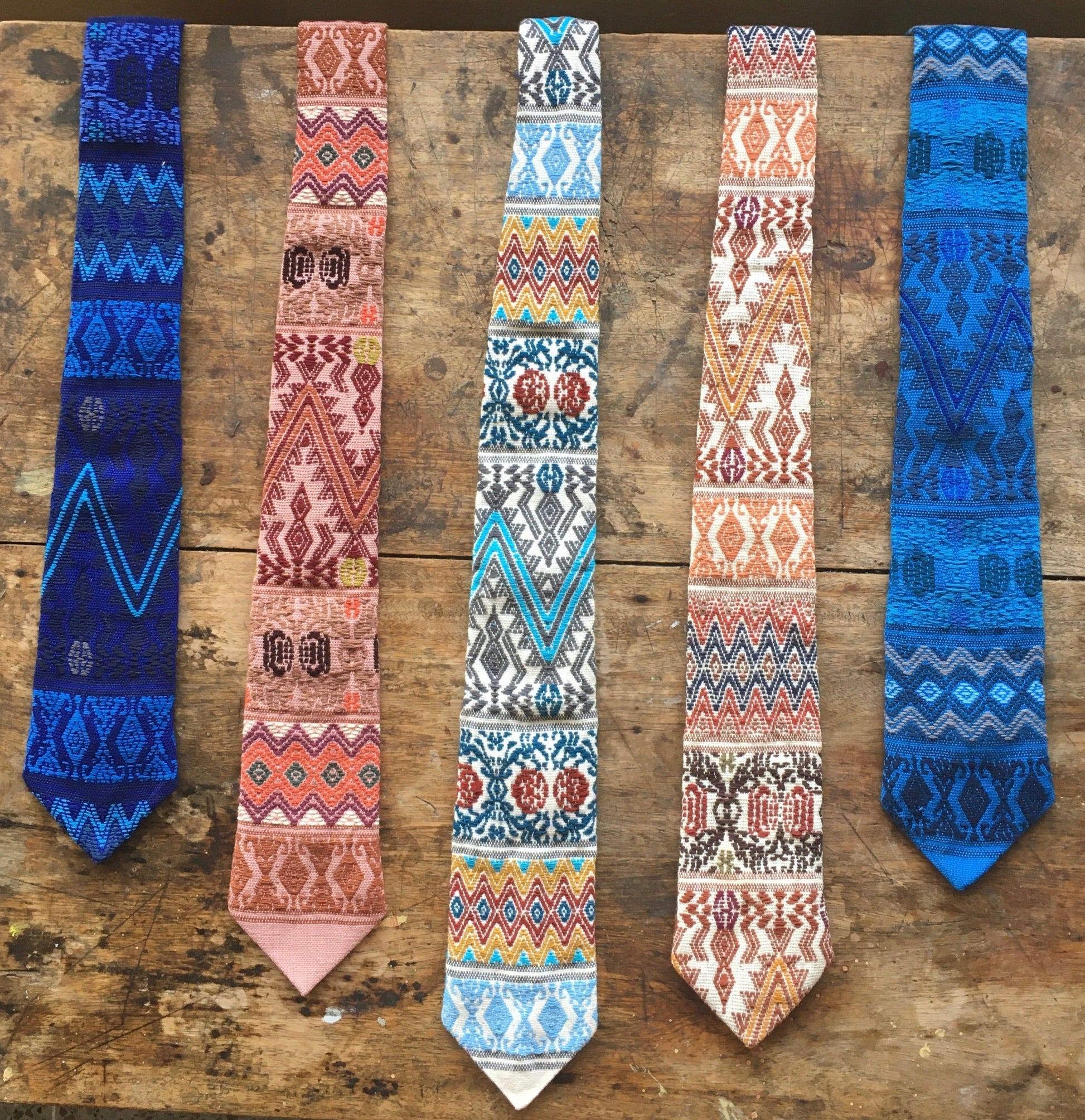 Trama Textiles - Eco-friendly Necktie - Estilo Quiché