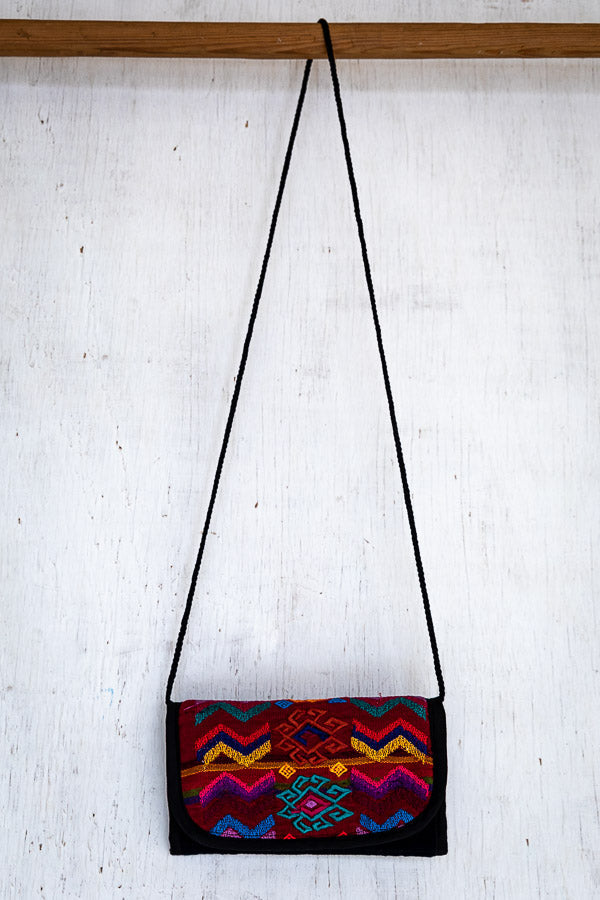 Borsa Huipil riciclata – tessuta a mano e sostenibile