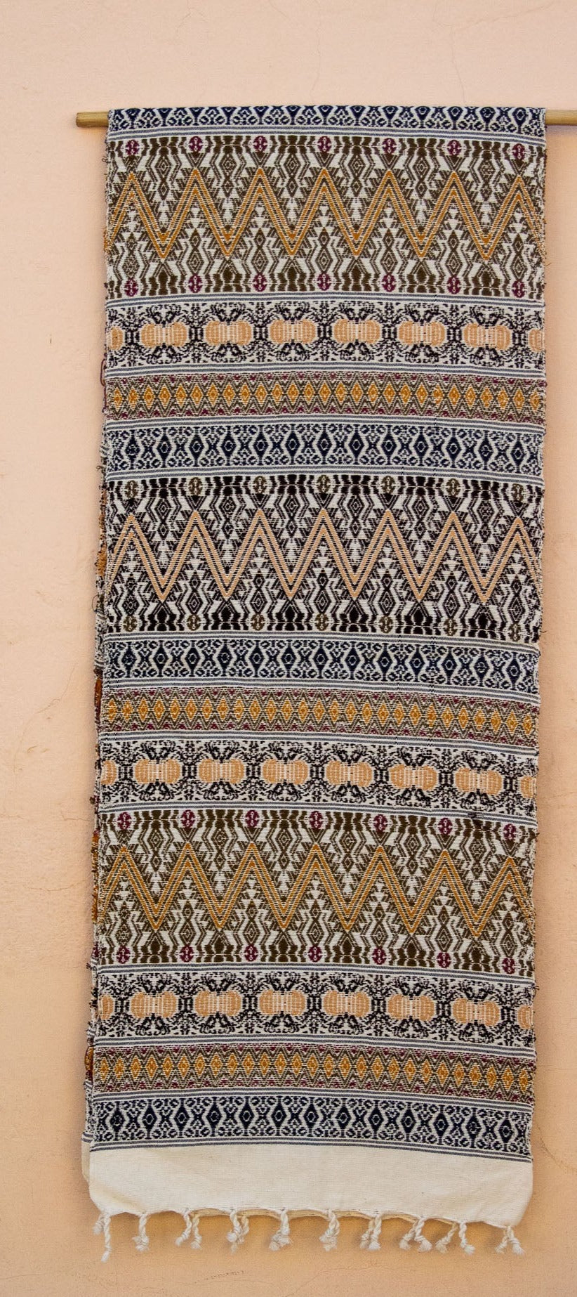 Runner da tavolo Maya tessuto a mano – Elegante artigianato